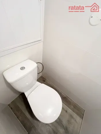 Pronájem bytu 2+1, Chomutov, Dřínovská, 60 m2