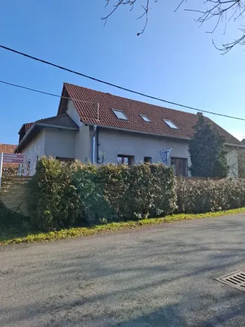 Prodej rodinného domu, Sibřina, Ke Hřišti, 220 m2