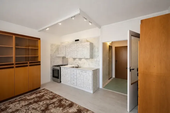 Pronájem bytu 2+kk, České Budějovice, Sokolská, 35 m2