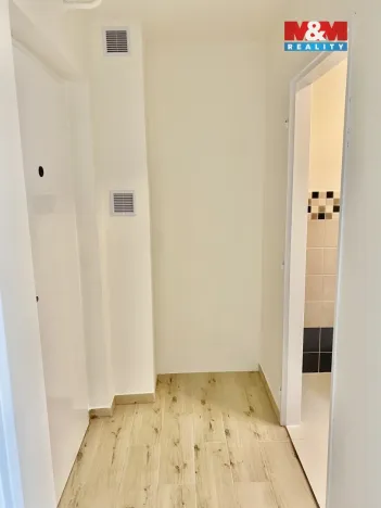 Pronájem bytu 1+1, Ostrava, Resslova, 27 m2