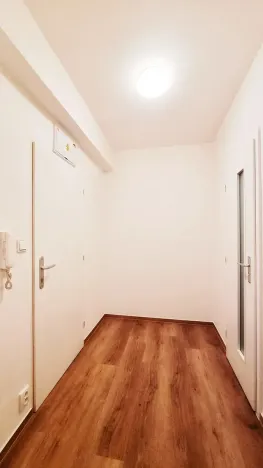 Pronájem bytu 1+kk, Brno, Karáskovo náměstí, 25 m2