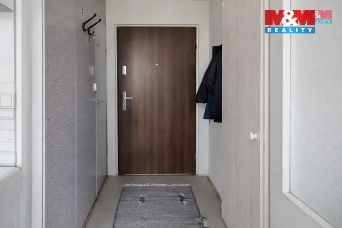 Pronájem bytu 1+1, Luby, Tovární, 38 m2