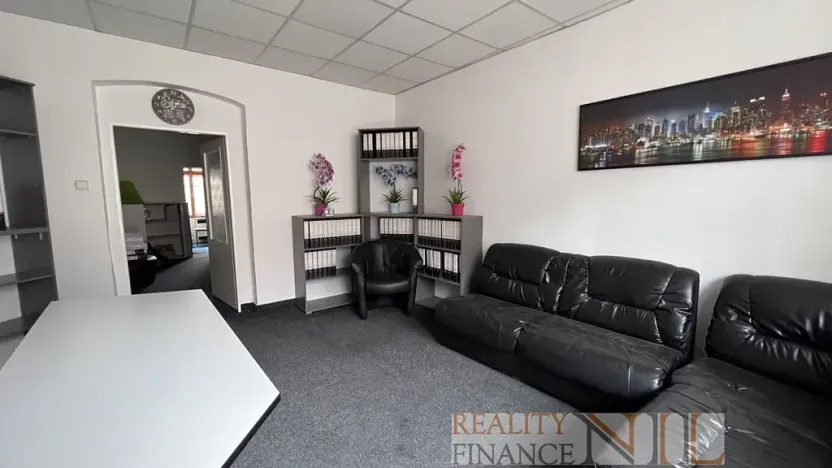 Pronájem obchodního prostoru, Plzeň, Tylova, 55 m2