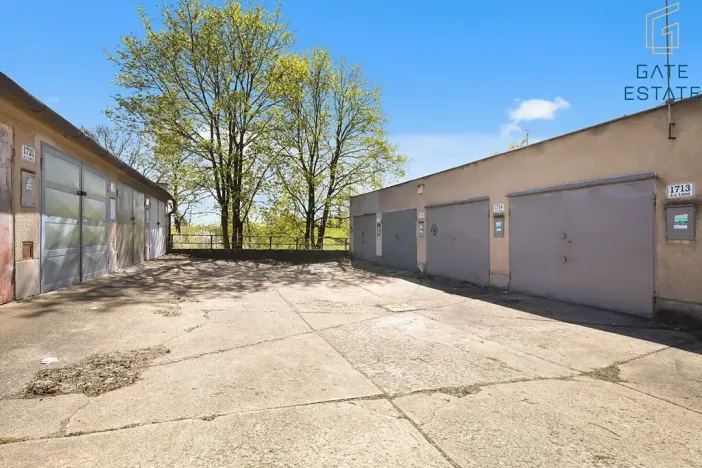 Pronájem garáže, Brno, Barvy, 17 m2