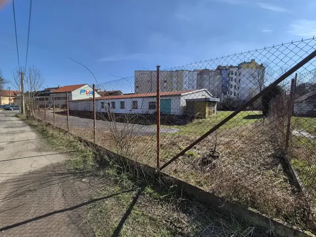 Pronájem skladu, Plzeň, Lipová, 700 m2