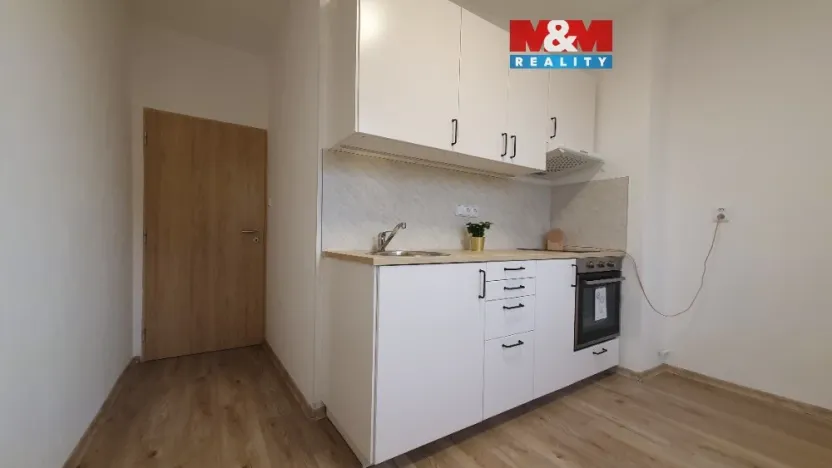 Pronájem bytu 2+1, Plesná, 5. května, 50 m2