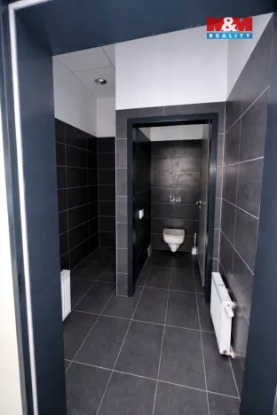 Pronájem kanceláře, Hradec Králové - Slezské Předměstí, Kovová, 365 m2