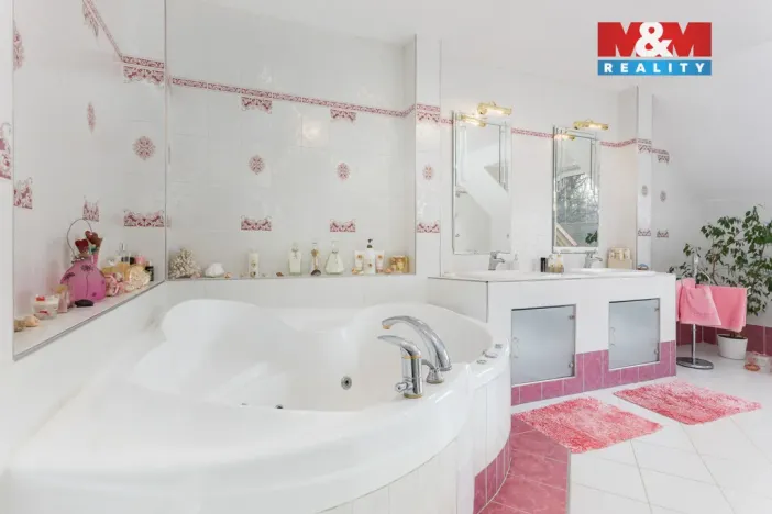 Prodej rodinného domu, Ostrava - Radvanice, Hranečník, 350 m2