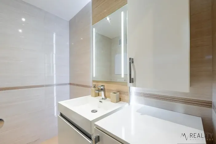 Pronájem bytu 1+1, Ostrava, Varenská, 36 m2