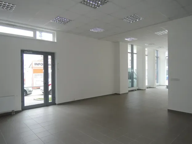 Pronájem obchodního prostoru, Brno, Vídeňská, 82 m2