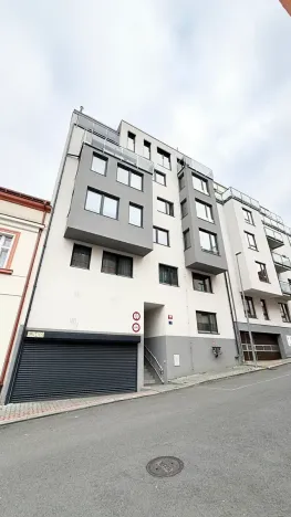 Pronájem bytu 3+kk, Praha - Košíře, Tůmova, 105 m2