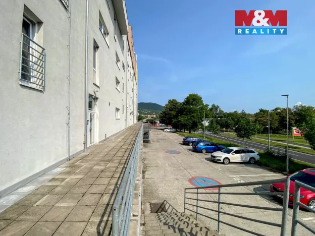 Pronájem bytu 1+kk, Lovosice, Osvoboditelů, 39 m2