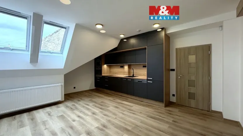 Pronájem bytu 2+kk, Louny, Pražská, 48 m2