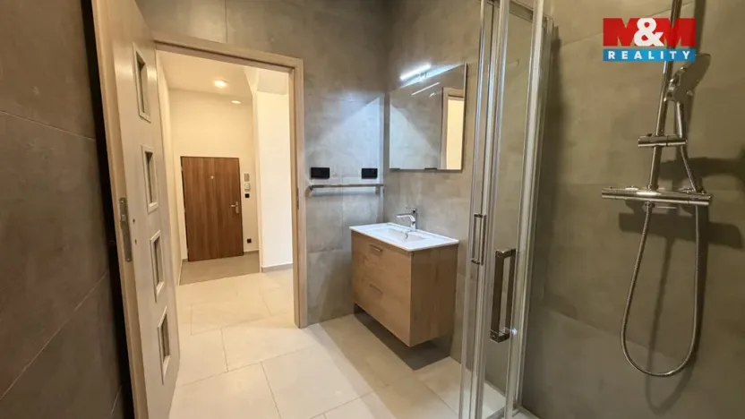 Pronájem bytu 2+kk, Louny, Pražská, 48 m2