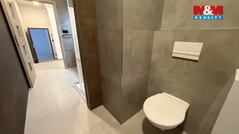 Pronájem bytu 2+kk, Louny, Pražská, 48 m2