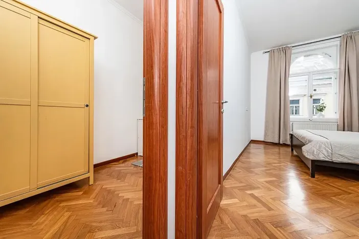 Pronájem bytu 3+kk, Praha - Nové Město, Koubkova, 61 m2