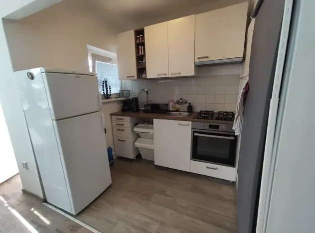 Pronájem bytu 2+kk, Praha, Pod kaštany, 48 m2