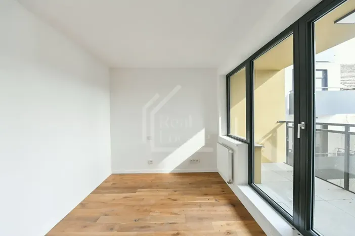 Prodej bytu 3+kk, Praha - Vysočany, V Předním Hloubětíně, 72 m2