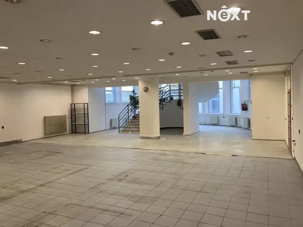 Pronájem obchodního prostoru, Tábor, Vančurova, 450 m2