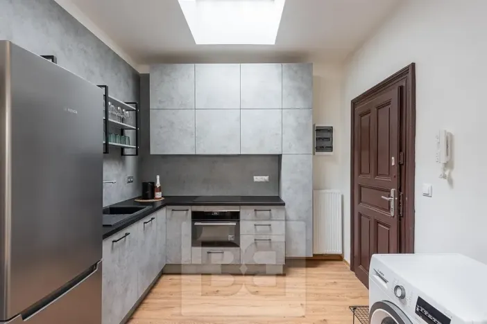 Pronájem bytu 2+kk, Praha - Staré Město, Staroměstské náměstí, 60 m2