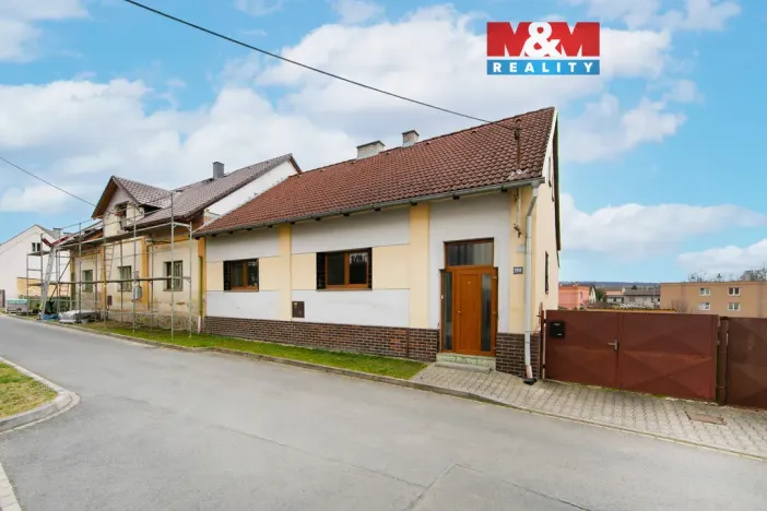 Prodej rodinného domu, Kladruby, Kostelní, 110 m2