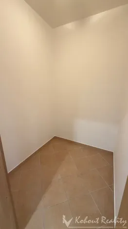 Pronájem bytu 2+kk, Praha - Záběhlice, Mattioliho, 61 m2