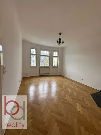 Prodej činžovního domu, České Budějovice, Na Nábřeží, 240 m2