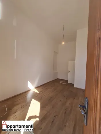 Pronájem obchodního prostoru, Praha - Holešovice, Dukelských hrdinů, 18 m2