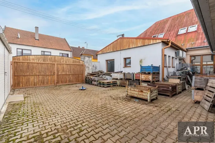 Prodej výrobních prostor, Vlčnov, 403 m2