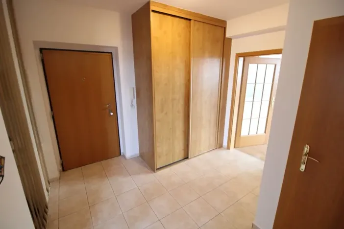 Pronájem bytu 2+kk, Praha - Břevnov, Šlikova, 75 m2