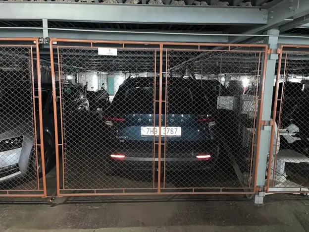 Prodej garážového stání, Hradec Králové, Mrštíkova, 12 m2