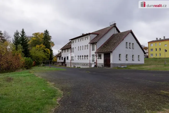 Prodej ubytování, Valeč, 43069 m2