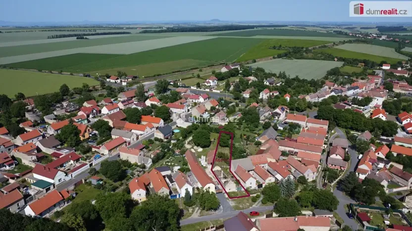 Prodej pozemku pro bydlení, Peruc, Na Karlově, 684 m2