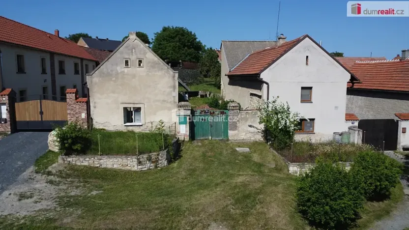 Prodej pozemku pro bydlení, Peruc, Na Karlově, 684 m2