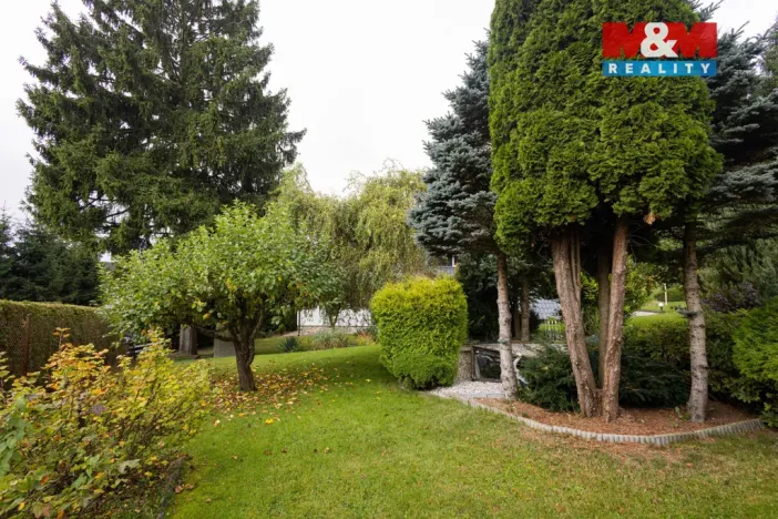 Prodej rodinného domu, Loučim, 300 m2