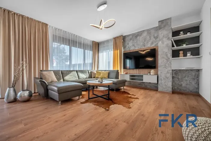 Prodej rodinného domu, Zásmuky, Za Tofou, 143 m2