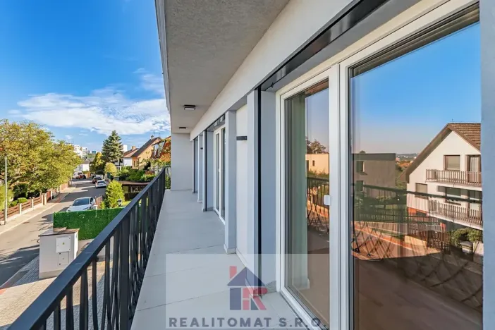 Pronájem rodinného domu, Praha - Komořany, Pod lesem, 127 m2