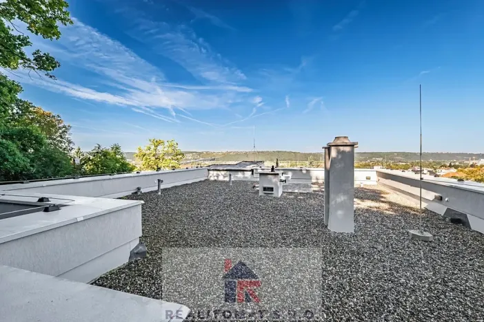 Pronájem rodinného domu, Praha - Komořany, Pod lesem, 127 m2