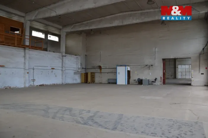 Pronájem skladu, Červený Kostelec, Jiráskova, 4000 m2