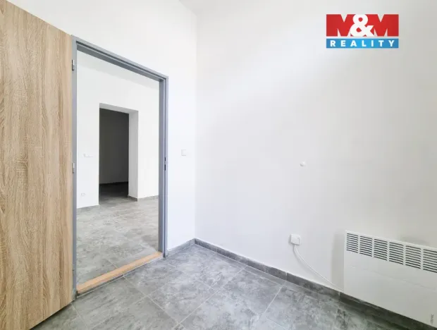 Pronájem bytu 1+1, Sokolov, Nádražní, 38 m2