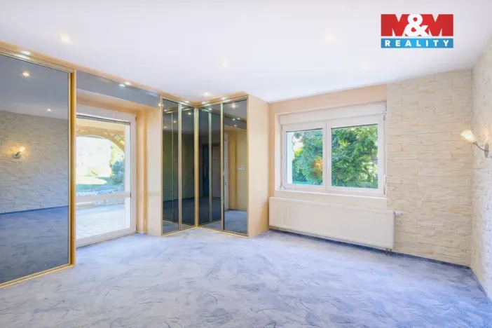 Prodej rodinného domu, Chrast - Podlažice, 280 m2