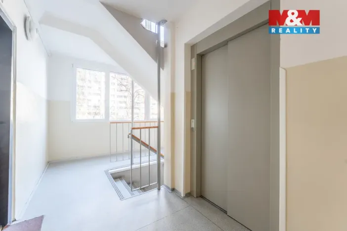 Prodej bytu 1+1, Praha - Kamýk, Machuldova, 46 m2