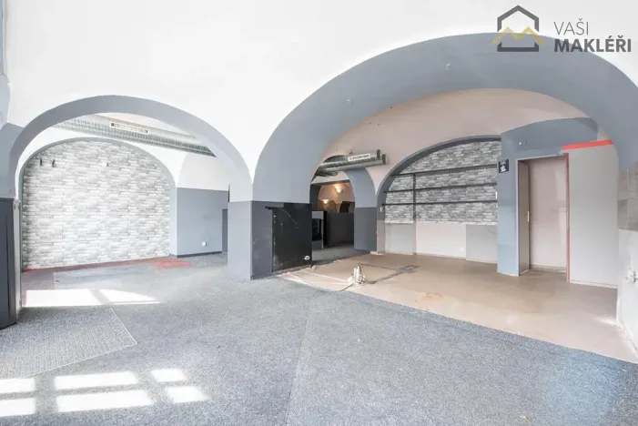 Prodej vícegeneračního domu, Ledeč nad Sázavou, Husovo náměstí, 525 m2