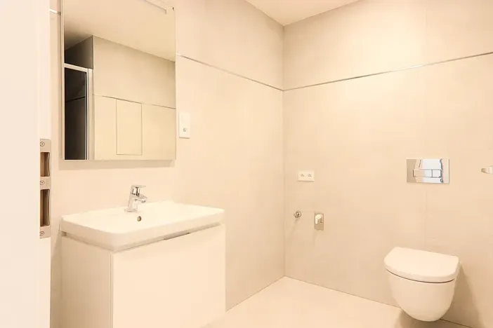 Pronájem bytu 1+kk, Praha, Poděbradská, 37 m2