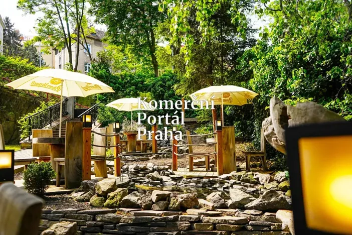 Pronájem restaurace, Praha - Smíchov, Na Václavce, 250 m2