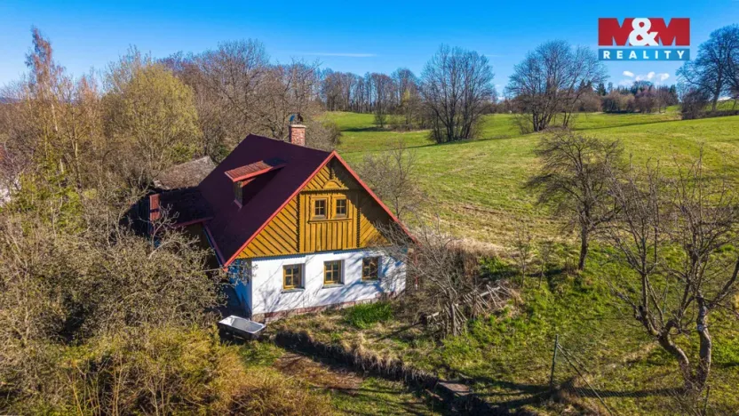 Prodej rodinného domu, Lomnice nad Popelkou - Černá, 100 m2