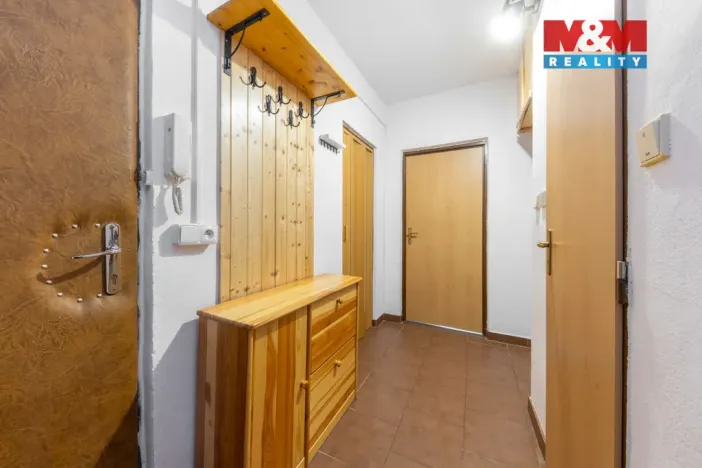 Prodej bytu 3+1, Pohořelice, nám. Svobody, 72 m2