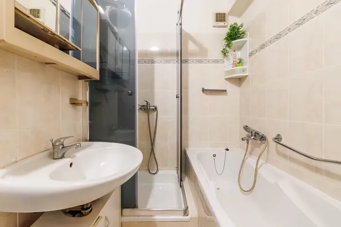 Pronájem bytu 2+1, Hluboká nad Vltavou, Masarykova, 50 m2