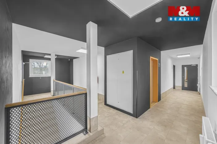 Pronájem bytu 1+kk, Praha - Vysočany, 17 m2