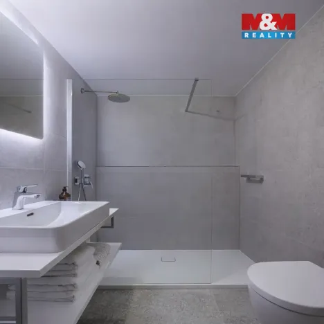 Pronájem bytu 1+kk, Praha - Smíchov, Toyen, 38 m2